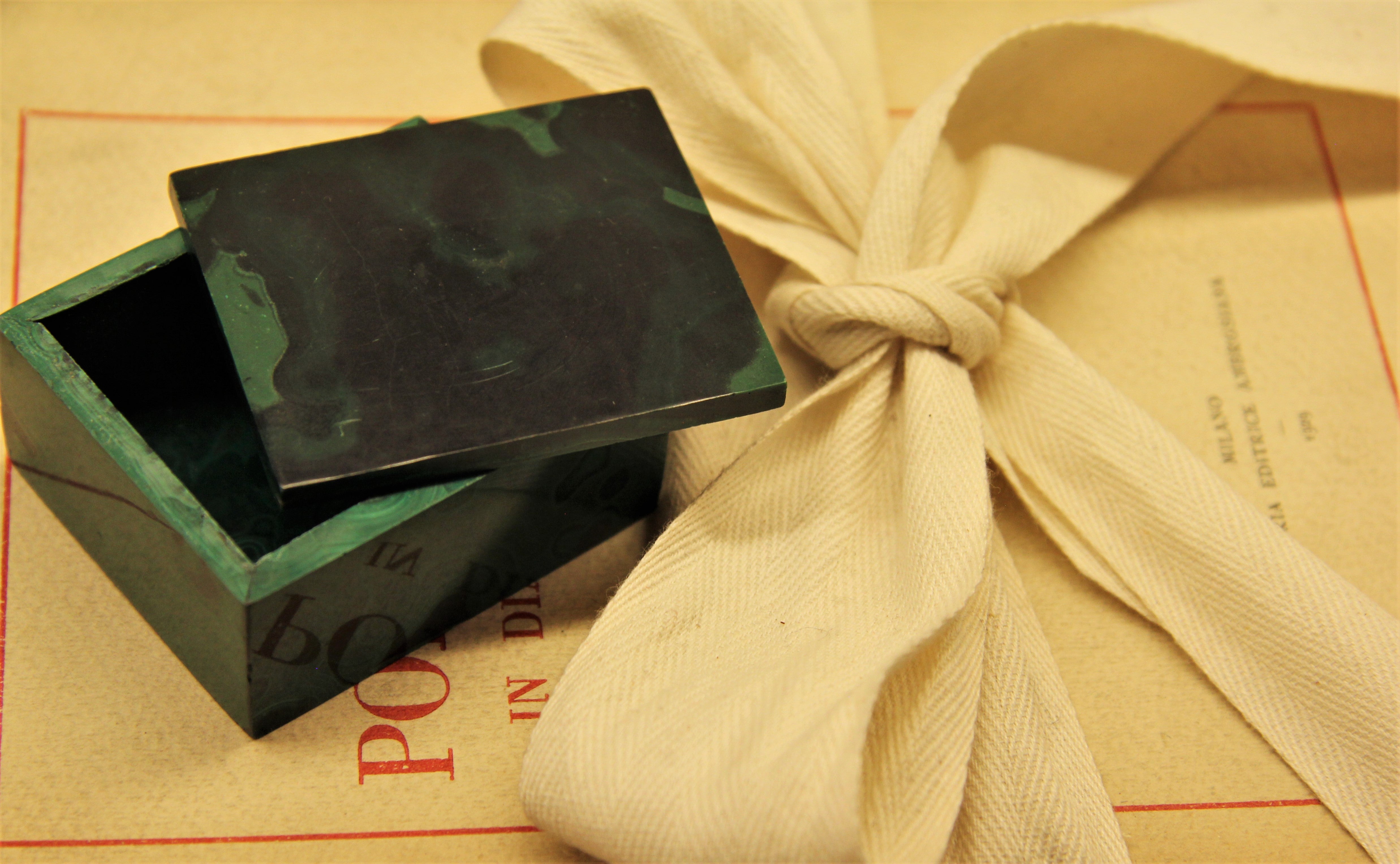 Portagioie in malachite