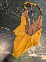 Costume intero cognac