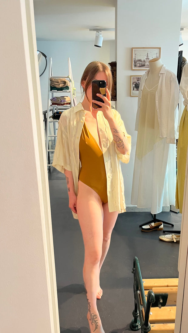 Costume intero cognac