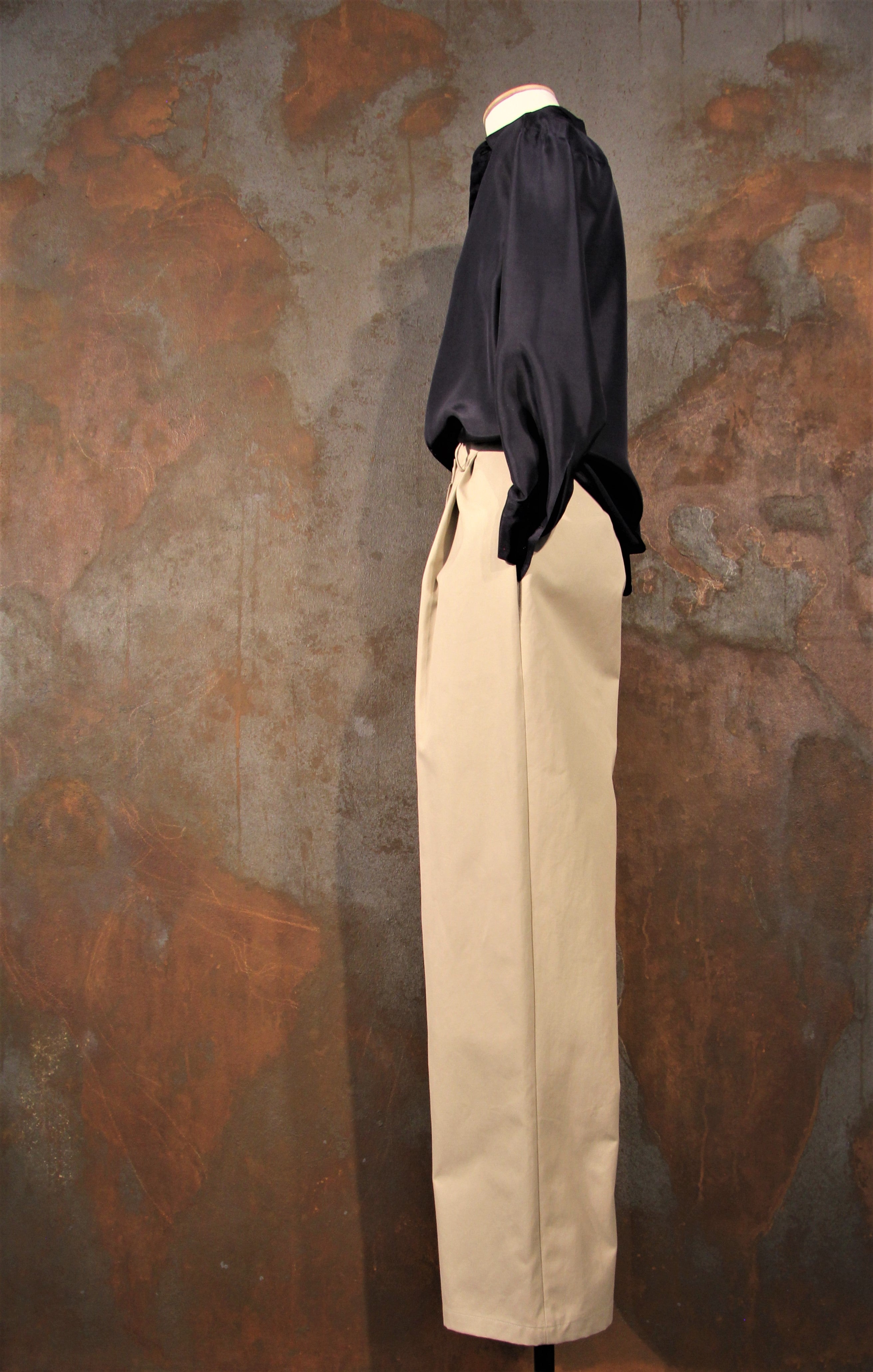 Beigefarbene Baumwollhose von Miro