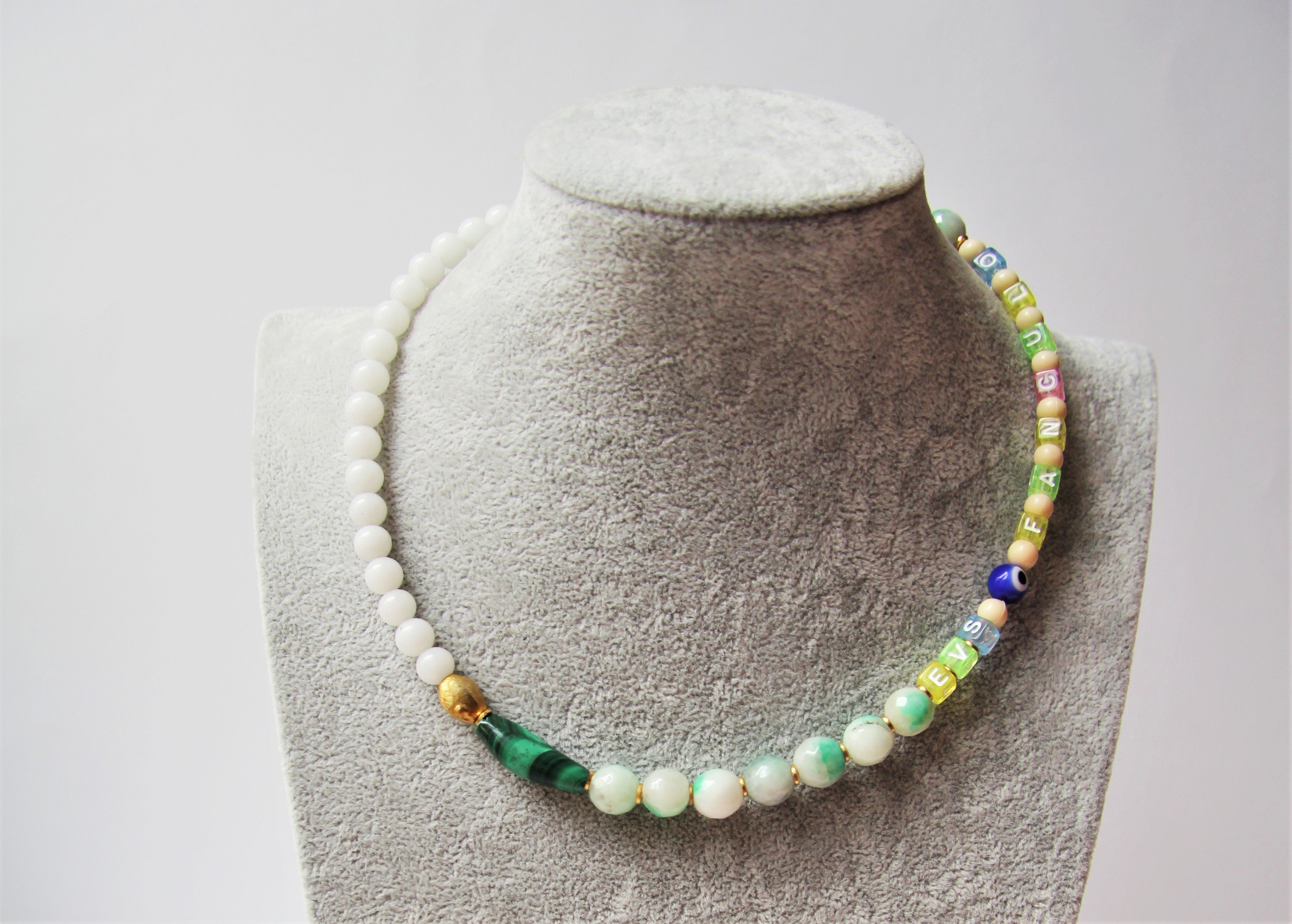 Handcrafted necklace EVS 13
