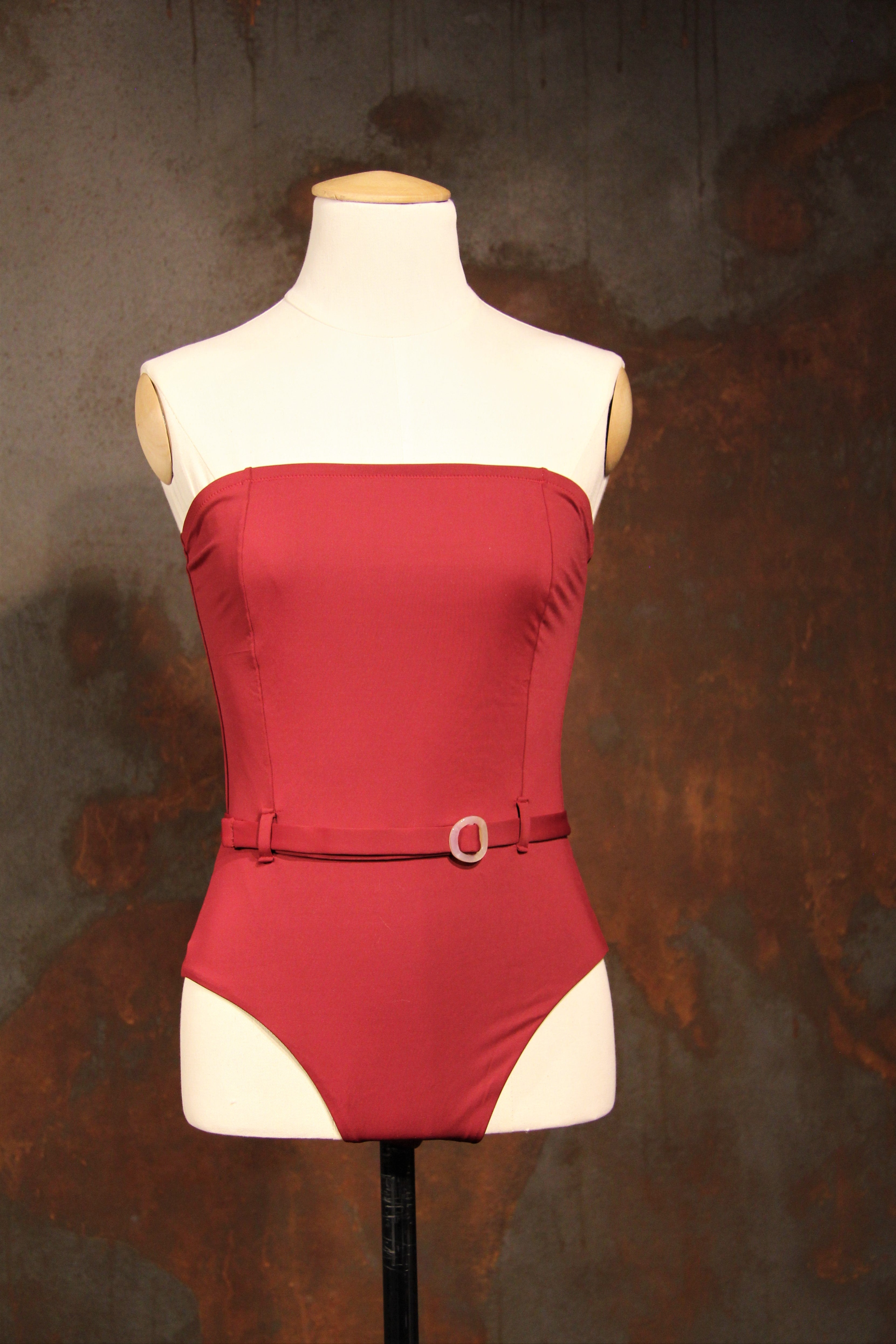 Costume deep cherry