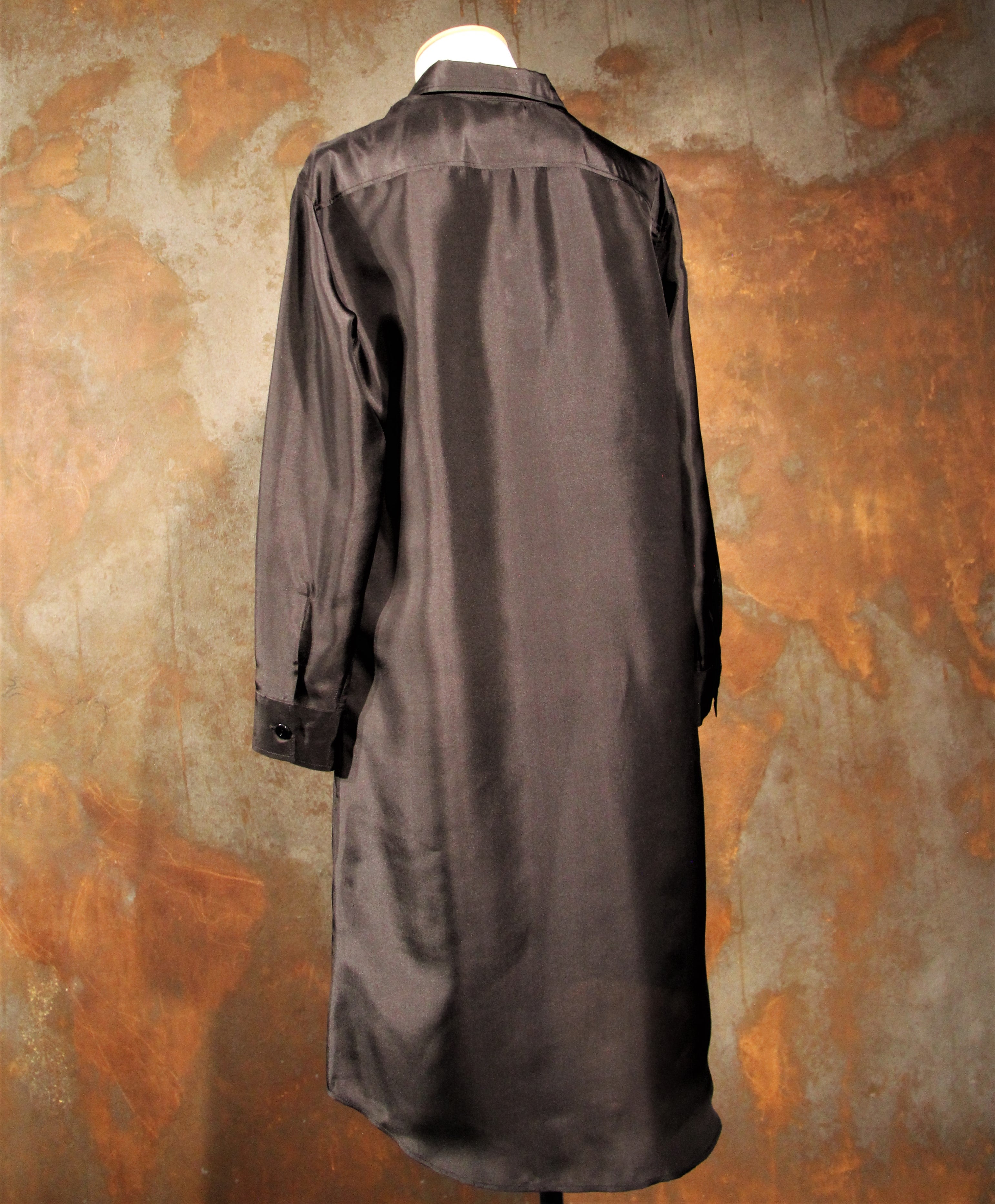 Monet schwarzes Tulpen-Hemdkleid